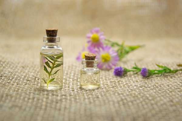 Stress-Abbau durch ätherische Öle in der Aromatherapie